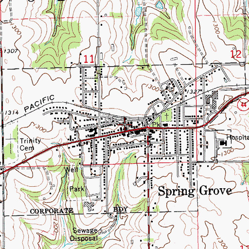 Topographic Map of Spring Grove City Hall, MN