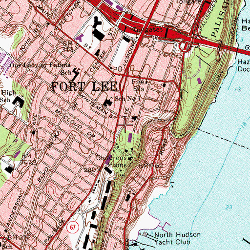 Topographic Map of Fort Lee Plaza Shopping Center, NJ