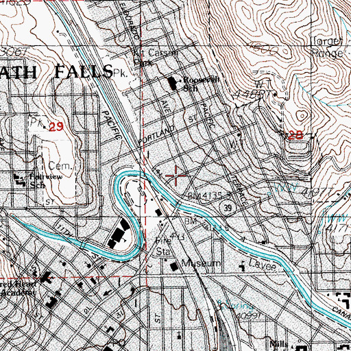 Topographic Map of Eldorado Park, OR