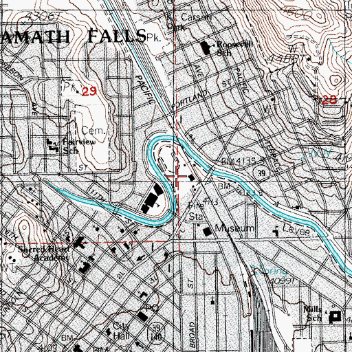 Topographic Map of Ella Redkey Municipal Pool, OR