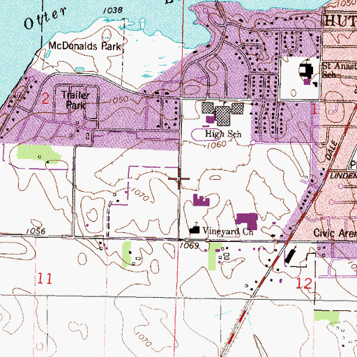 Topographic Map of Hunters Ridge Community Church, MN