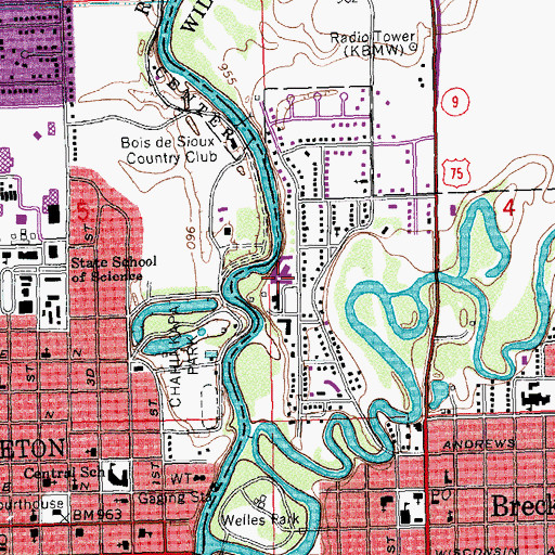 Topographic Map of Saint Francis Home, MN