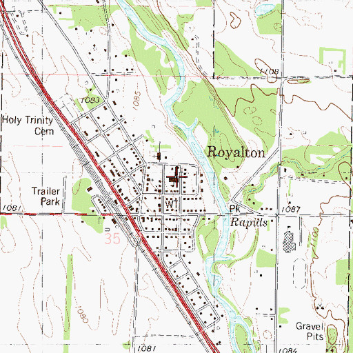 Topographic Map of Royalton Elementary School, MN