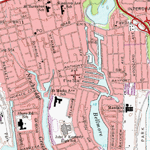 Topographic Map of Bellmore Community Church, NY