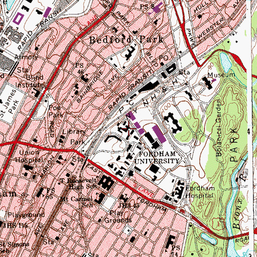 Topographic Map of Queen's Court, NY