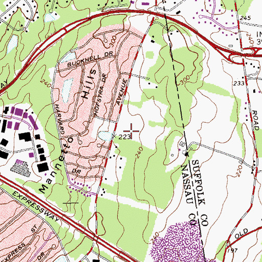 Topographic Map of Mannetto Hills Park, NY