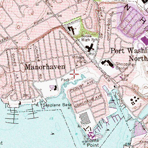 Topographic Map of Manorhaven Beach Town Park, NY
