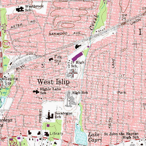 Topographic Map of Beach Street Middle School, NY
