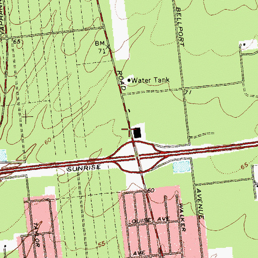 Topographic Map of Bellport Outlet Center Shopping Center, NY