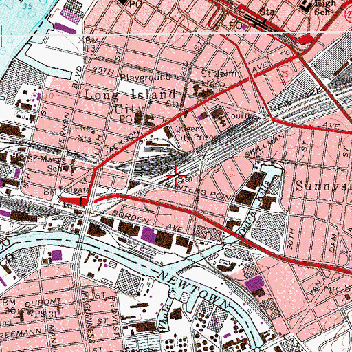 Topographic Map of Hunters Point Station, NY