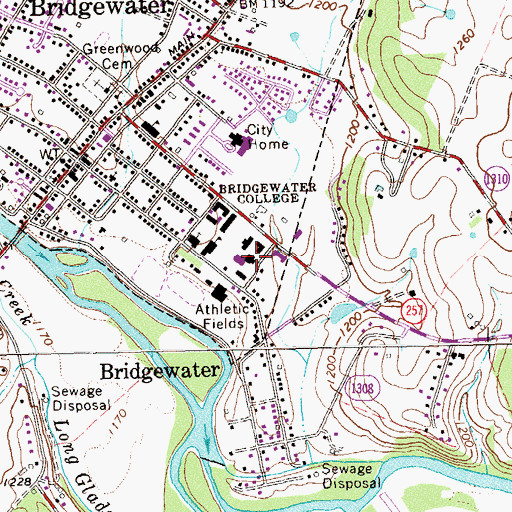 Topographic Map of Moomaw Hall, VA