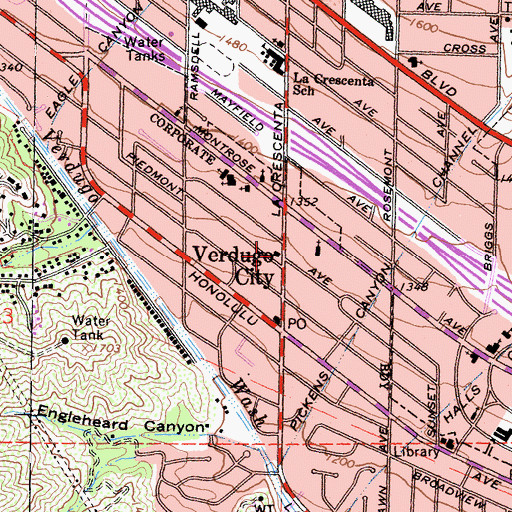 Topographic Map of Crescenta Valley Community Church, CA