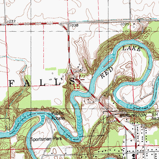 Topographic Map of Voyageurs View Campground, MN