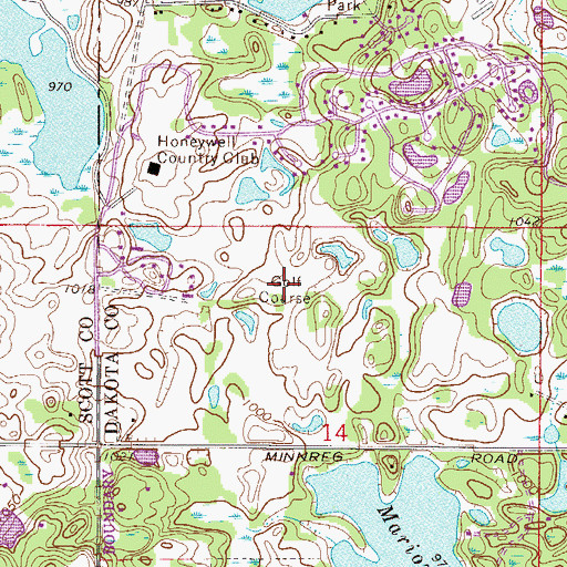 Topographic Map of Bracketts Crossing Golf Club, MN