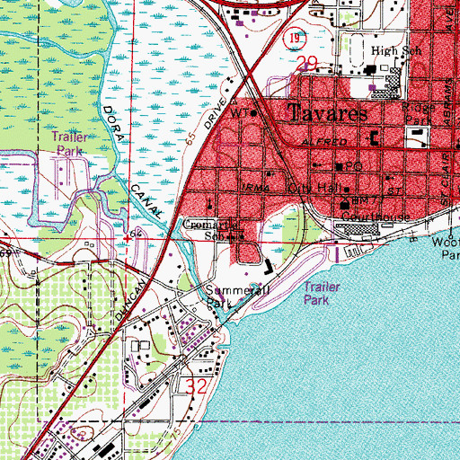 Topographic Map of Tavares School Media Center, FL