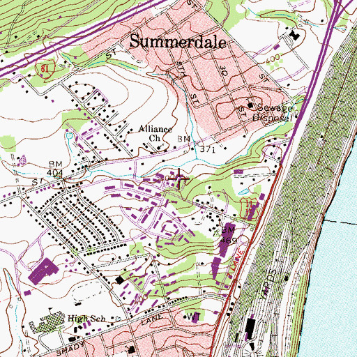 Topographic Map of Fred Hall Apartments, PA