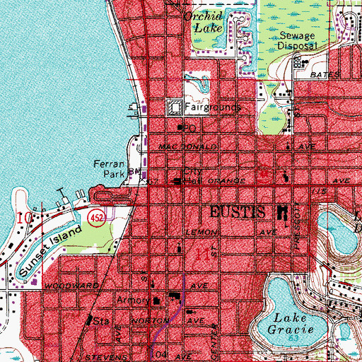 Topographic Map of Eustis City Hall, FL