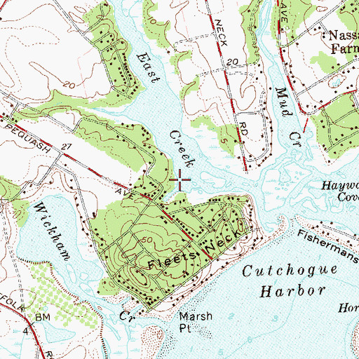 Topographic Map of Cutchogue Post Office, NY