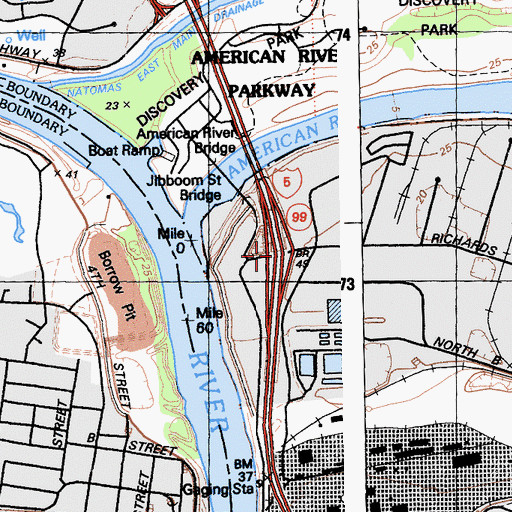 Topographic Map of Exit 520, CA
