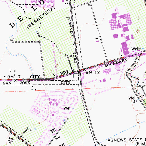 Topographic Map of Exit 8, CA