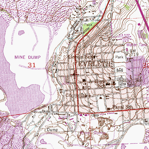 Topographic Map of Arrowhead Health Care Center, MN