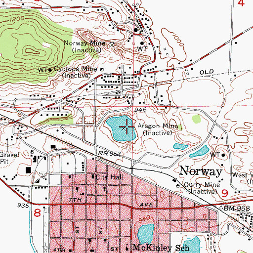 Topographic Map of Strawberry Lake, MI