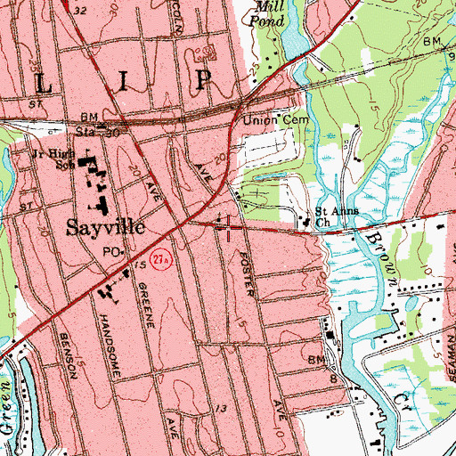 Topographic Map of Sayville Library, NY