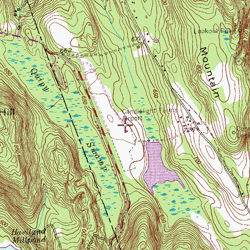 Topographic Map of Candlelight Farms Airport, CT