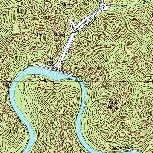 Topographic Map of Stump Island, KY