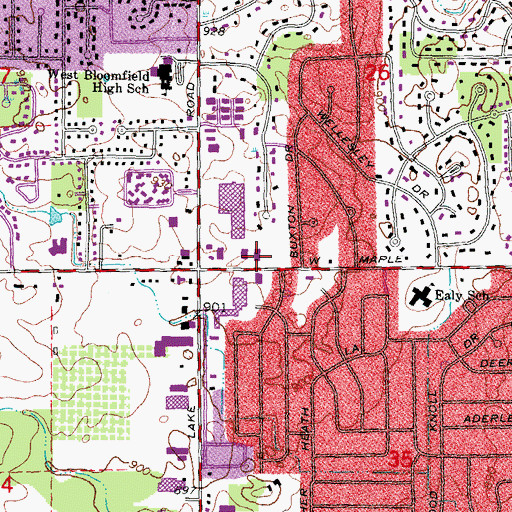 Topographic Map of West Bloomfield Township Hall, MI