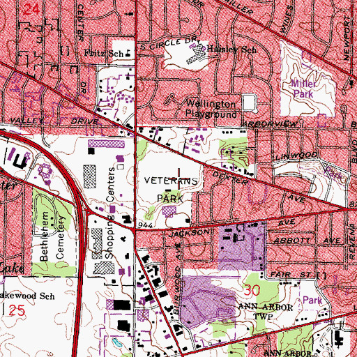 Topographic Map of Saint Joseph Mercy Health Building - Maple, MI