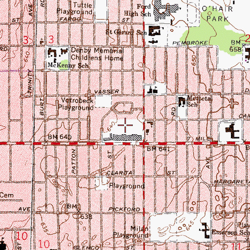 Topographic Map of Seven Evergreen Shopping Plaza, MI