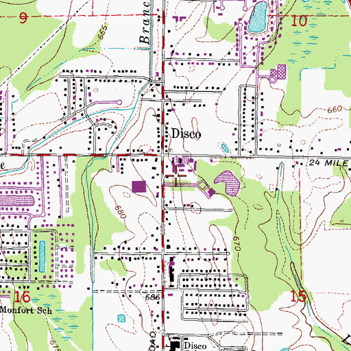 Topographic Map of Shelby Township Hall, MI