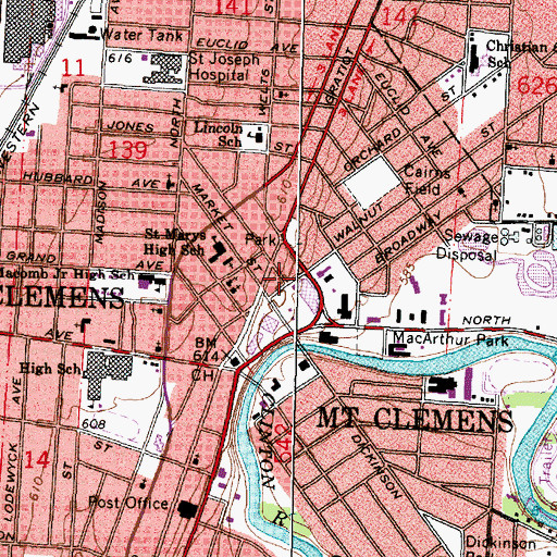 Topographic Map of Clemens Center Shopping Center, MI