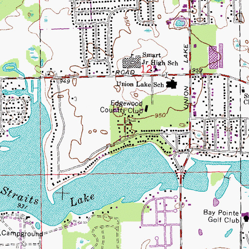 Topographic Map of Commerce Medical Center, MI