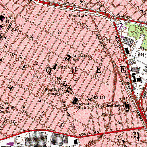 Topographic Map of Astoria Heights Playground, NY