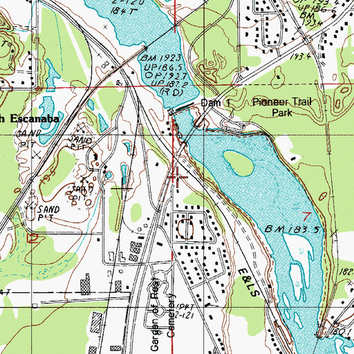 Topographic Map of Resurrection Life Christian Church, MI
