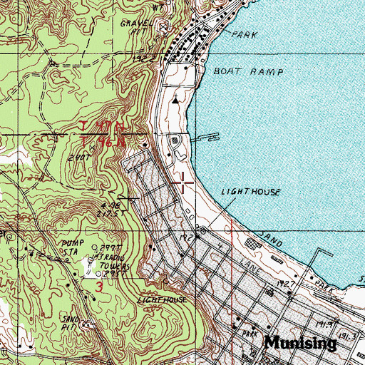 Topographic Map of Munising Middle - High School, MI