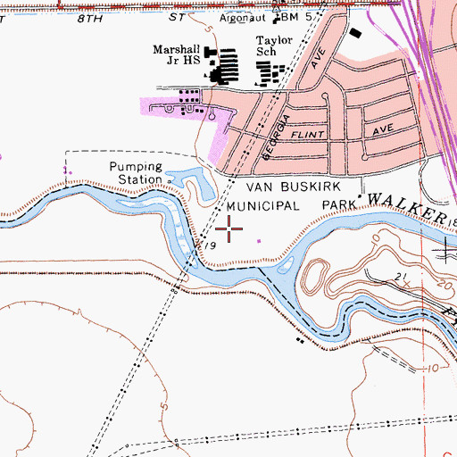 Topographic Map of Van Buskirk Municipal Park, CA