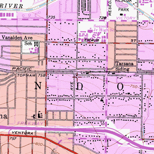 Topographic Map of Columbia College Hollywood, CA