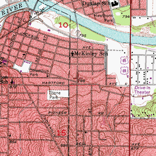 Topographic Map of Des Moines Fire and Rescue Department Station 6, IA