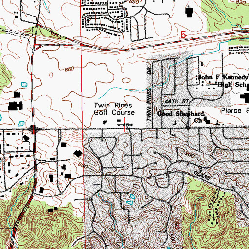 Topographic Map of Cedar Rapids Fire Department Station 4, IA