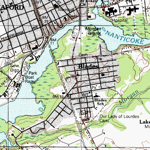 Topographic Map of Blades Town Hall, DE