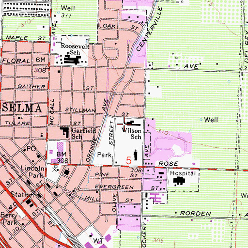 Topographic Map of Woodrow Wilson Elementary School, CA
