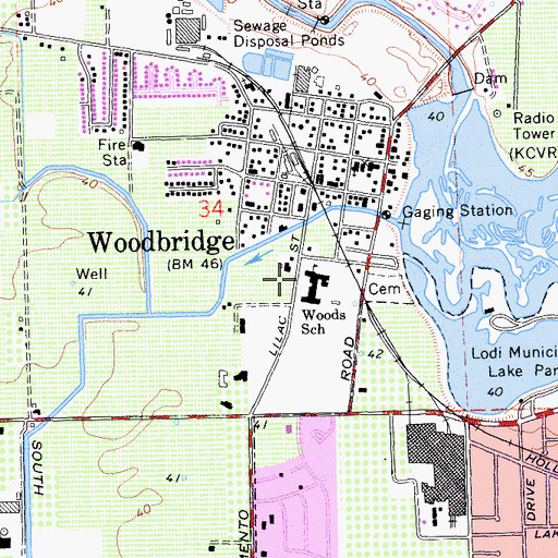 Topographic Map of Woodbridge Middle School, CA
