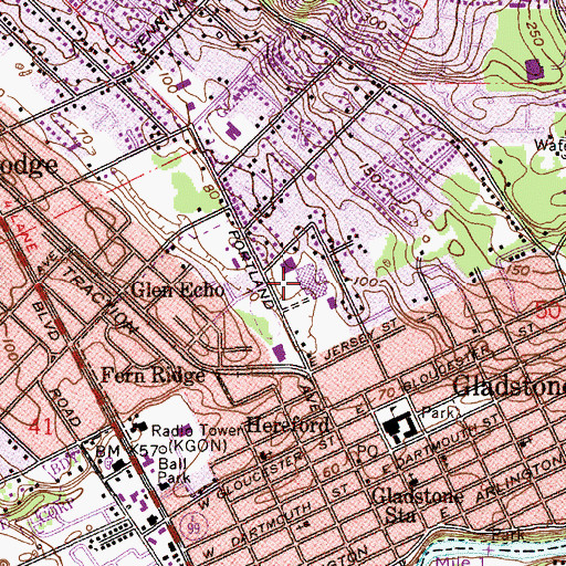 Topographic Map of Gladstone High School, OR