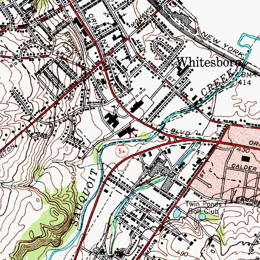 Topographic Map of Parkway Elementary School, NY