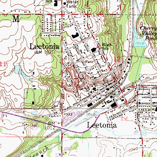 Topographic Map of Village of Leetonia, OH