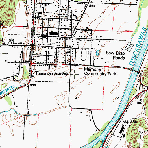 Topographic Map of Village of Tuscarawas, OH