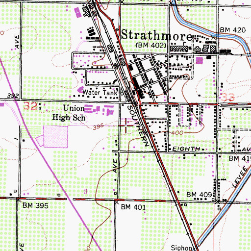 Topographic Map of Strathmore Census Designated Place, CA